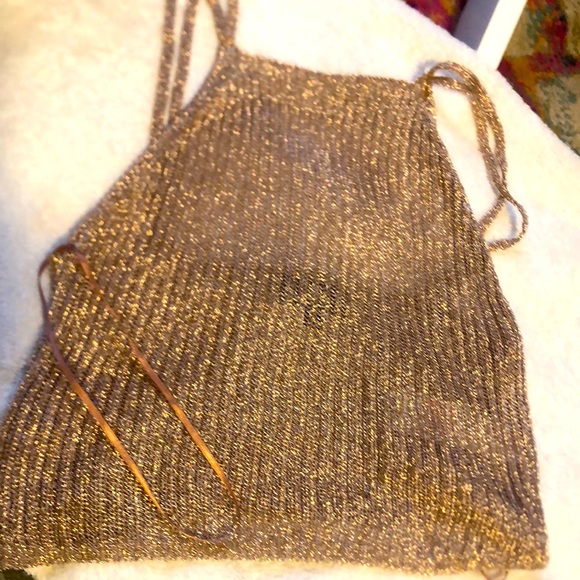 Gorgeous sparkly semi sheer crop - Picture 1 of 2